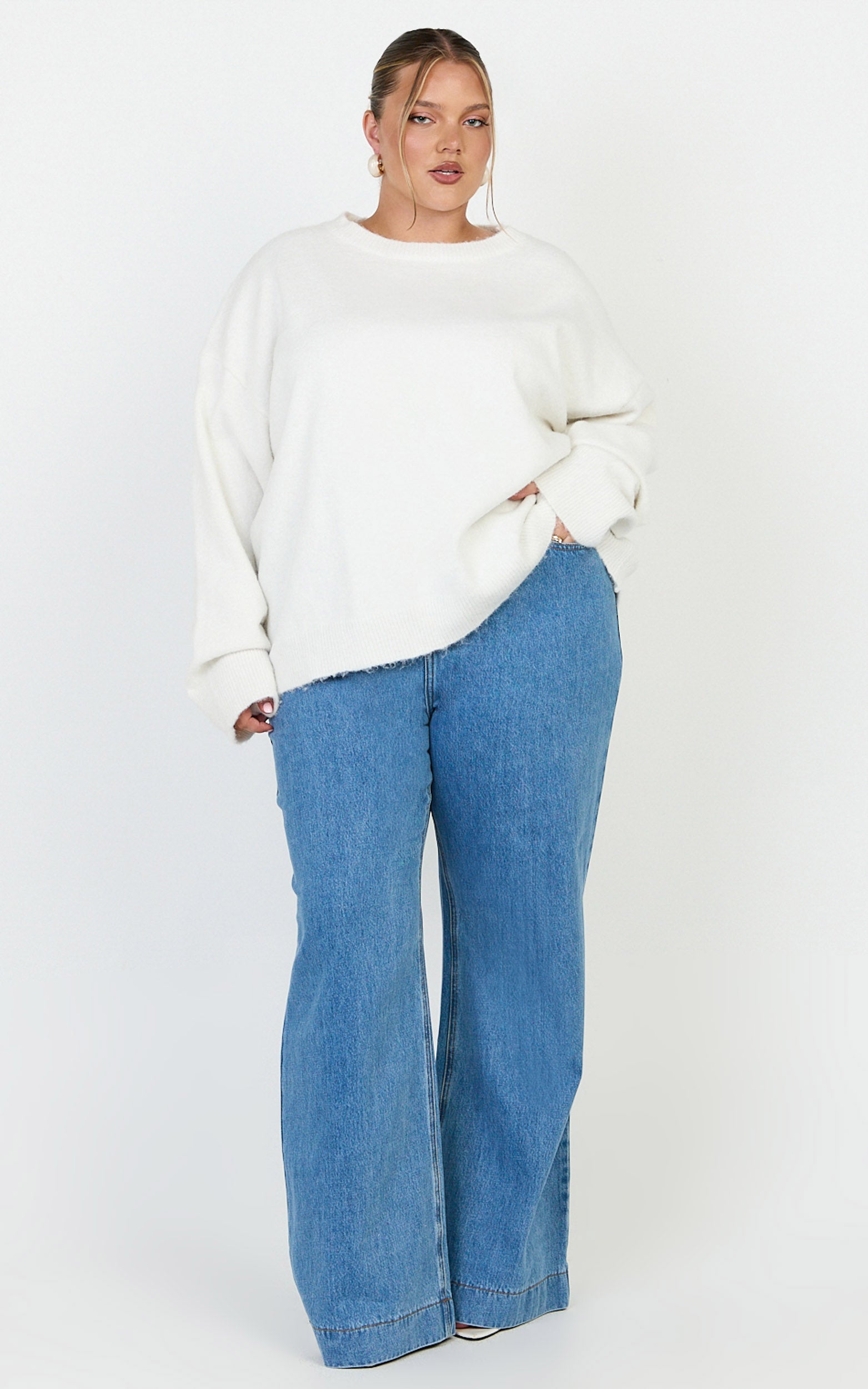 Amanda Jumper - Crew Neck Long Sleeve Knit Sweater in Cream