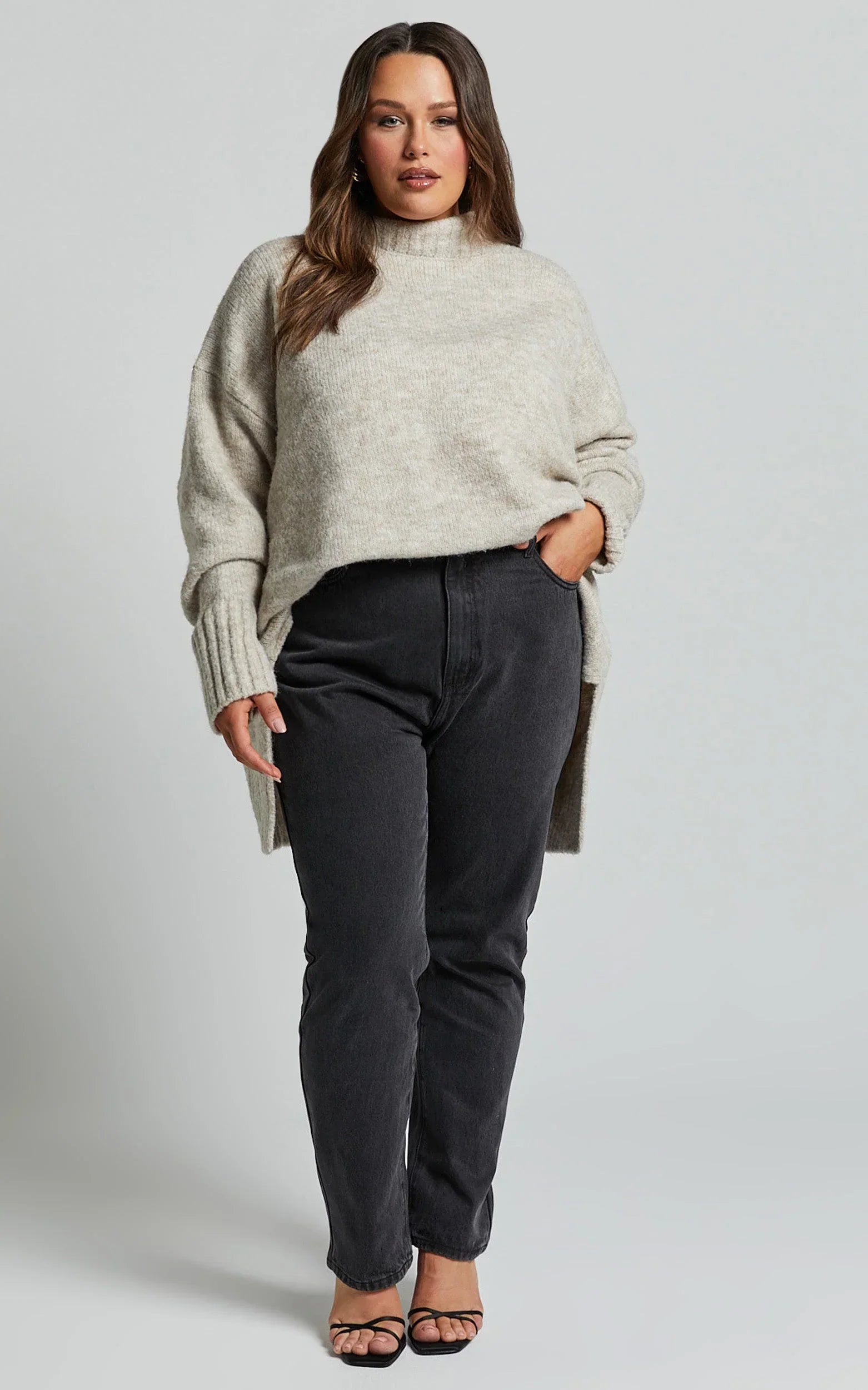 Billie Jeans - High Waisted Recycled Cotton Mom Denim Jeans in Washed Black