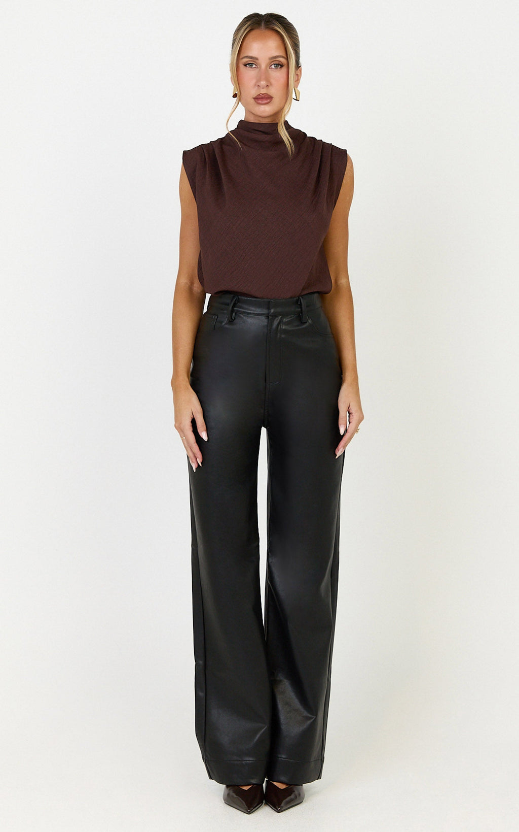 Arianae Top - High Neck Top in Brown