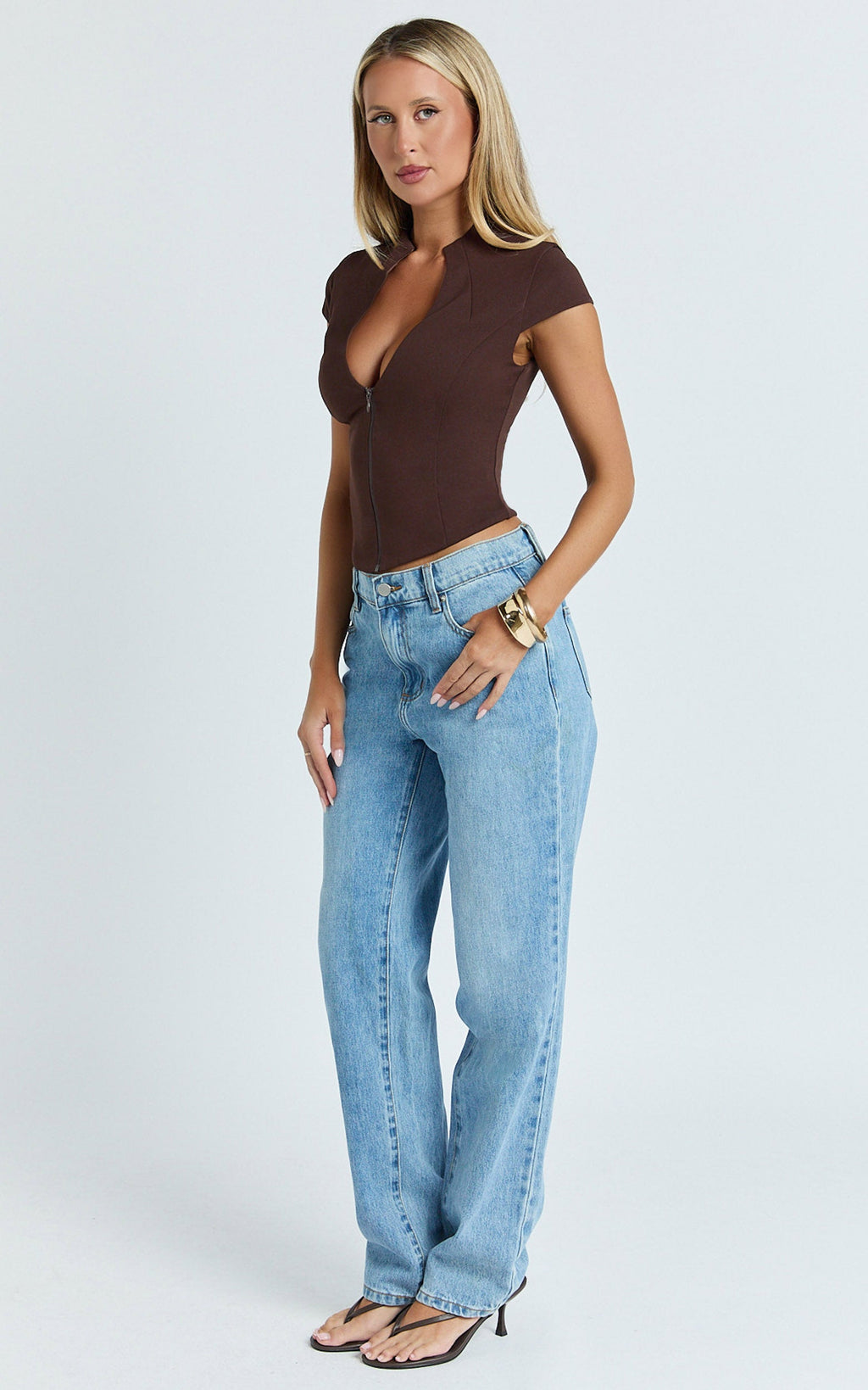 Duncan Top - Cap Sleeve Slit Neck Zip Front Top in Chocolate