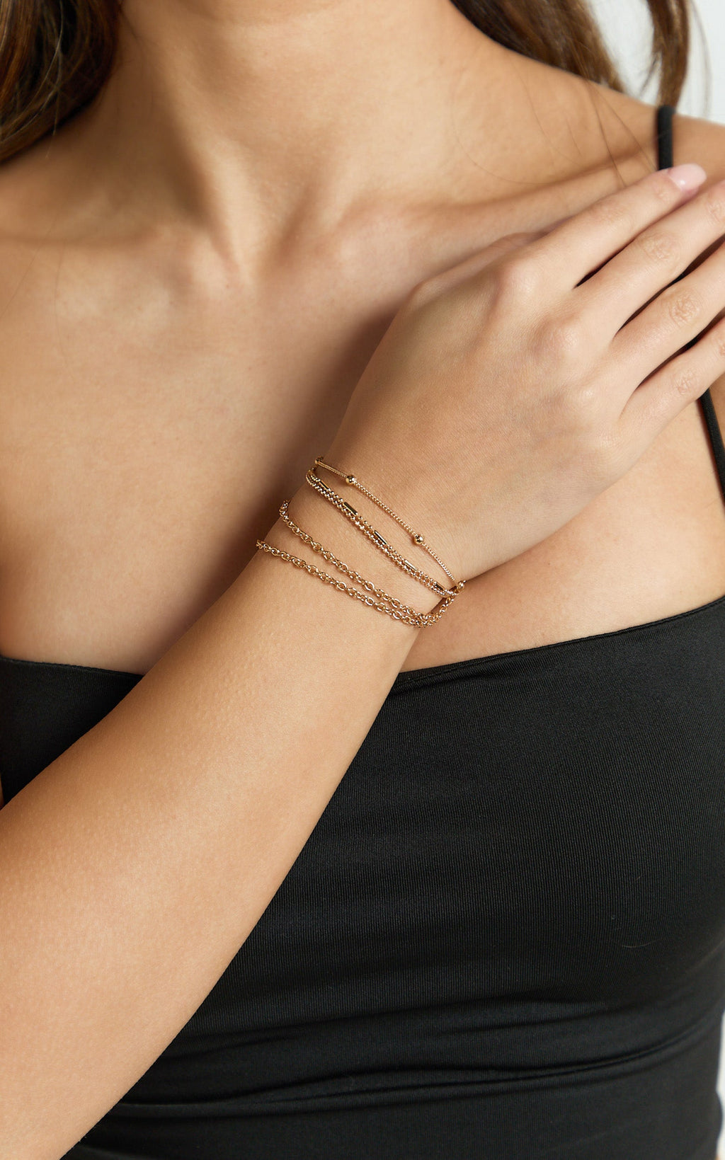 Kaia 5 Pack Fine Bracelets in Gold