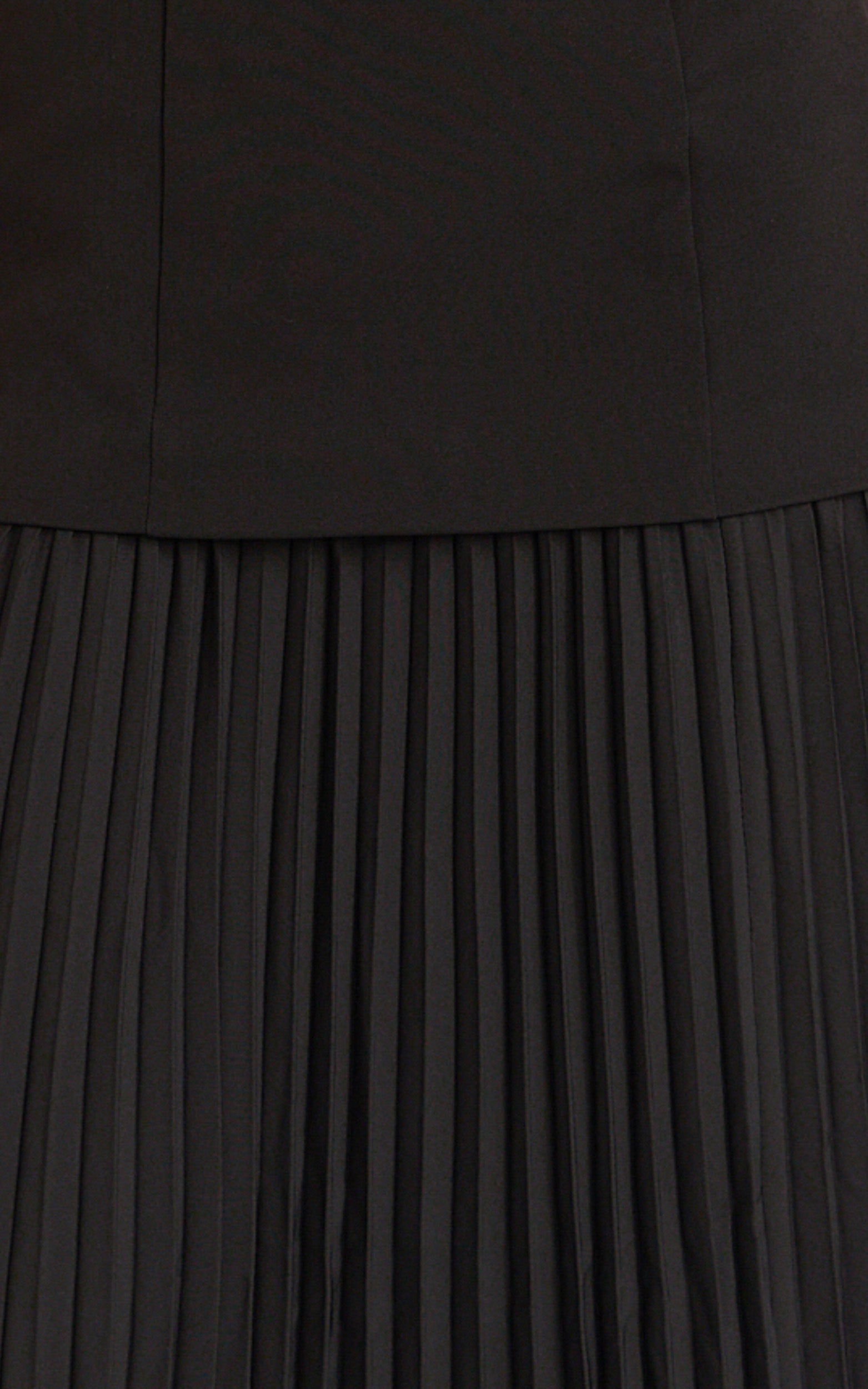 Loretta Maxi Dress - Contrast Halter Neck Pleated Dress in Black