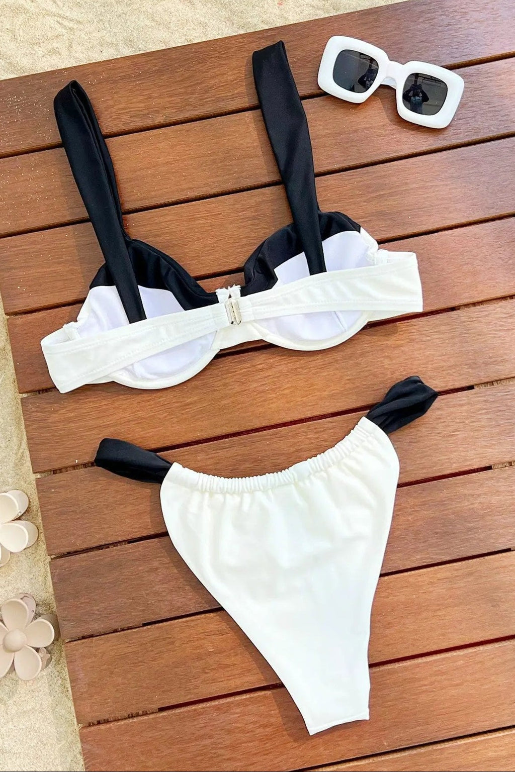 Sexy White Black Wired Push-Up Top Ruched Cheeky Bikini 2Pc Swimsuit Set